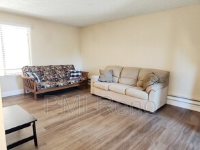 3935 Clear Acre Ln-Unit -Apt 209 in Reno, NV - Building Photo - Building Photo