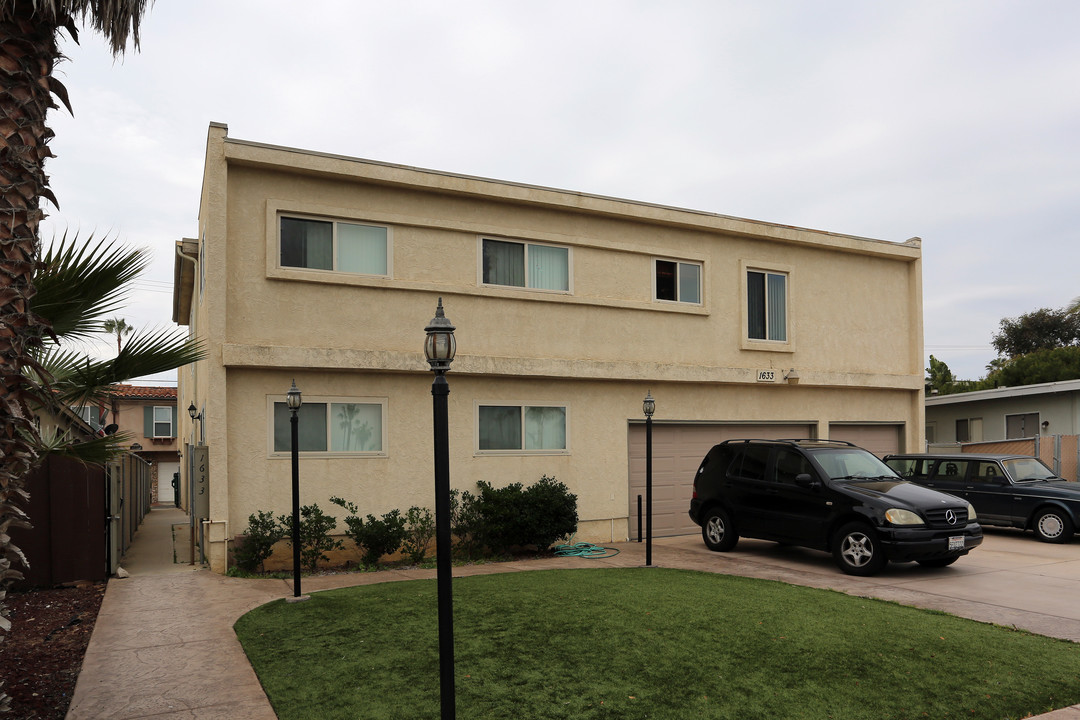 1633-1637 S Myers St in Oceanside, CA - Building Photo