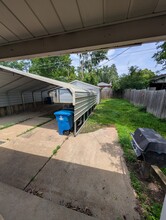9035 Bessemer Ave in Berkeley, MO - Building Photo - Building Photo