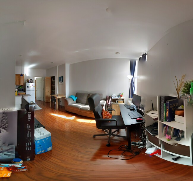 256 S 10th St, Unit 2F in Philadelphia, PA - Building Photo - Building Photo