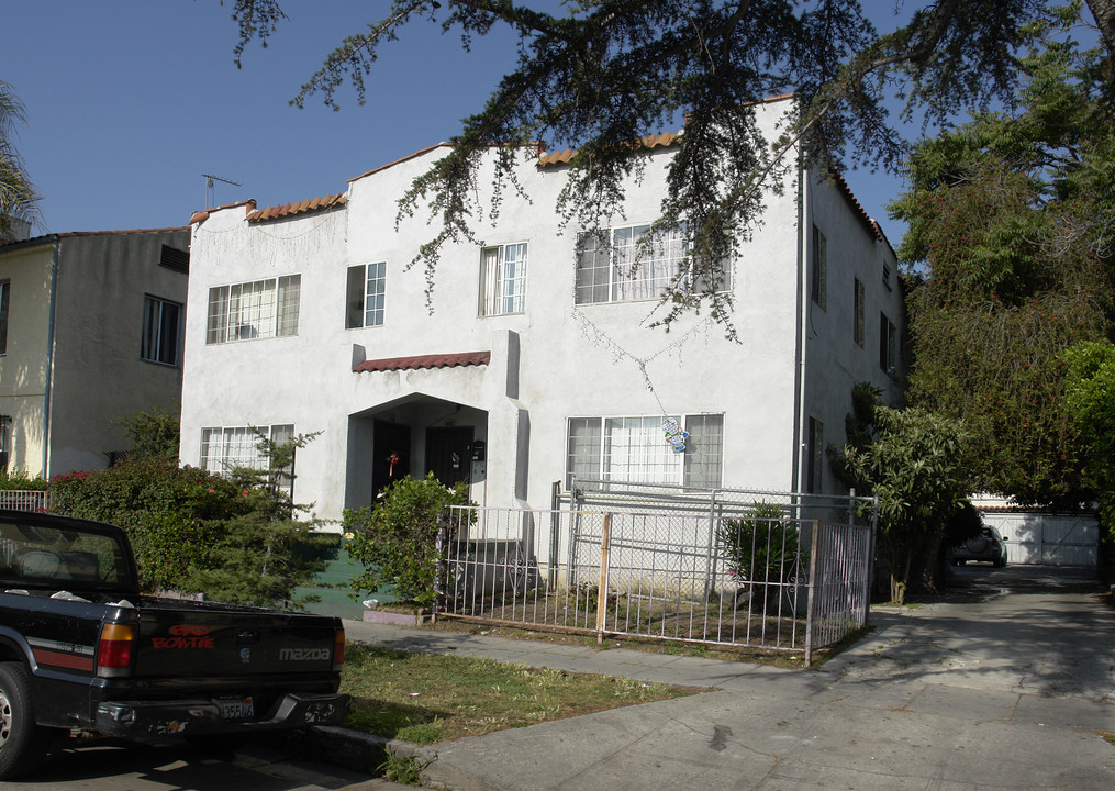 Sonia Apartments in Hollywood, CA - Building Photo