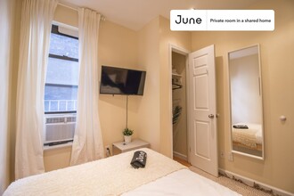 Private bedroom in 4 bed/2 bath Home in New York, NY - Building Photo - Building Photo