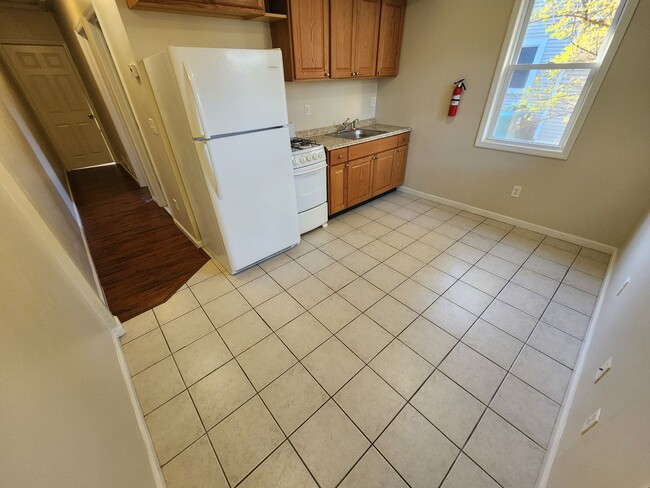 1007 NY-52 in Loch Sheldrake, NY - Foto de edificio - Building Photo