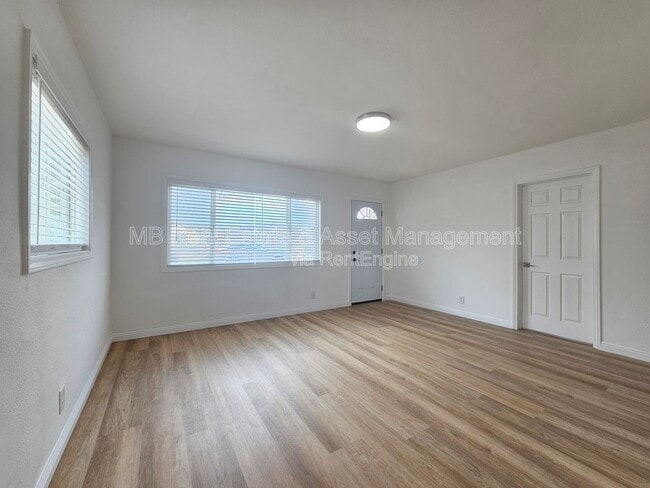 4754 W 163rd St in Lawndale, CA - Building Photo - Building Photo