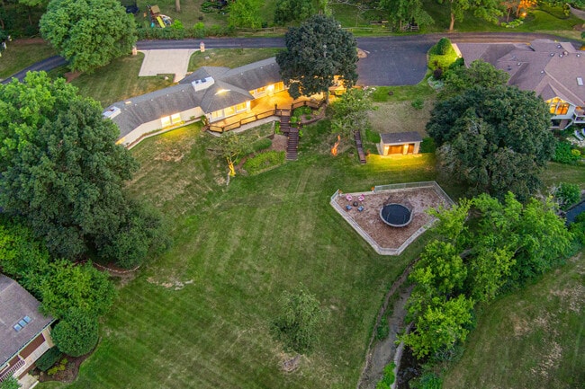 208 Brookdale Ln in Palatine, IL - Building Photo - Building Photo