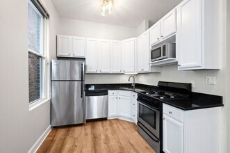825 N Winchester Ave in Chicago, IL - Building Photo - Building Photo