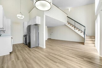 3415 McLaughlin Ave in Mar Vista in Los Angeles, CA - Building Photo - Building Photo