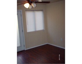 108 W 5th St in Fayetteville, AR - Building Photo - Building Photo