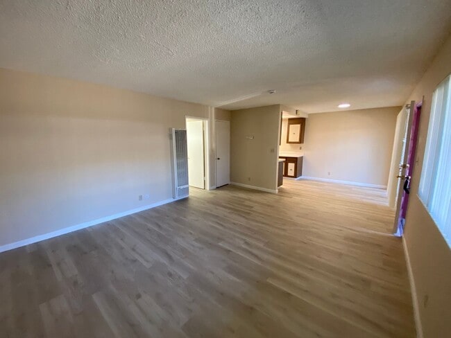 329 Auburn Way