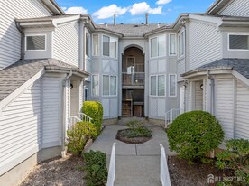 2910 Jesse Way in Piscataway, NJ - Building Photo