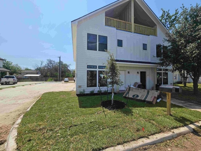 204 Fidelity St in College Station, TX - Building Photo - Building Photo