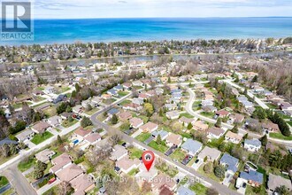 12 Acorn Crescent in Wasaga Beach, ON - Building Photo - Building Photo