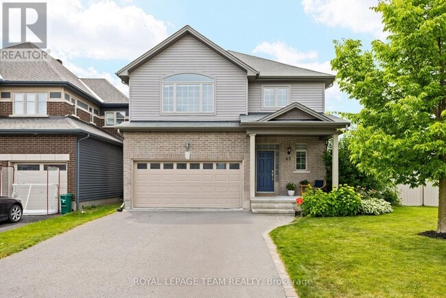 property at 43 Hibiscus Way