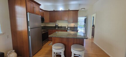 4435 Lower Honoapiilani Rd in Lahaina, HI - Building Photo - Building Photo