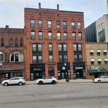 230 Genesee St in Utica, NY - Foto de edificio - Building Photo