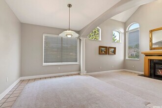 5852 S Jordan Canal Rd in Salt Lake City, UT - Building Photo - Building Photo