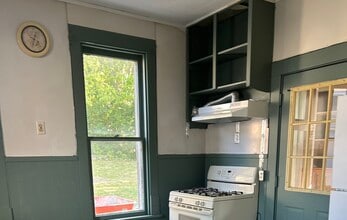 2209 1st St in Peru, IL - Building Photo - Building Photo