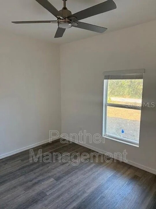 5281 Gillot Blvd in Port Charlotte, FL - Building Photo
