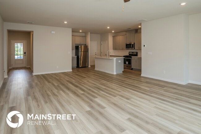 1347 Sunny Lk Dr in Lawrenceville, GA - Building Photo - Building Photo