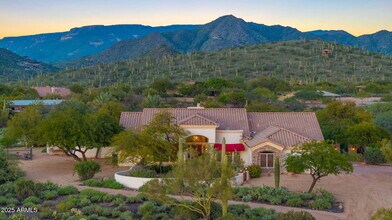 5910 E Cielo Run S in Cave Creek, AZ - Building Photo - Building Photo