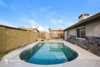 5514 W Alice Ave in Glendale, AZ - Foto de edificio - Building Photo