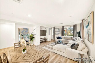 27578 Manzanita Wy in Valencia, CA - Foto de edificio - Building Photo