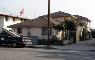 10522 S Inglewood Ave Apartamentos