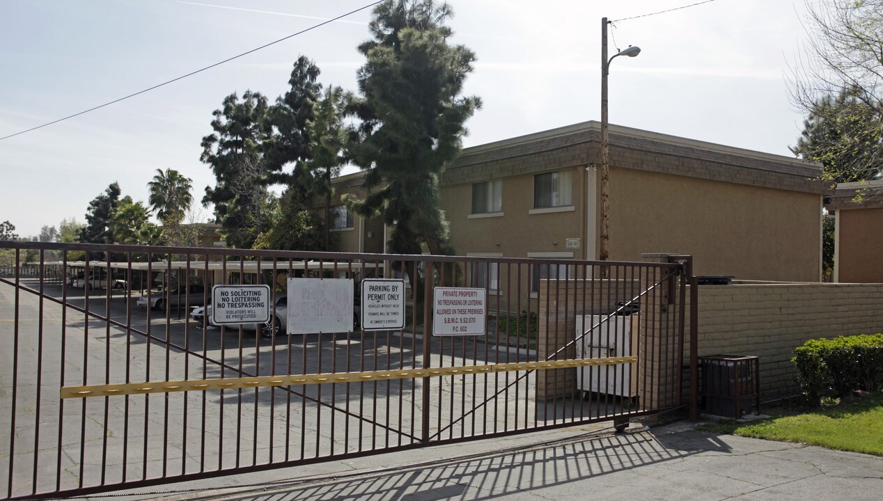 Wood Ridge Villas Apartments in San Bernardino, CA - Foto de edificio