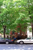 129 W 15th St in New York, NY - Building Photo