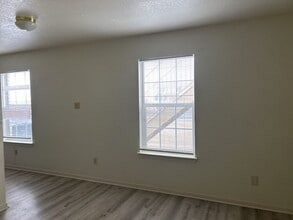 504 Esther Cir in Killeen, TX - Building Photo - Building Photo