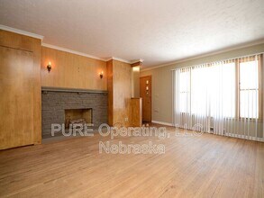 5156 Pierce St in Omaha, NE - Building Photo - Building Photo
