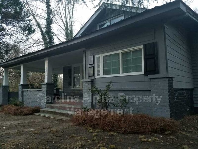 property at 1015 Fallston Rd