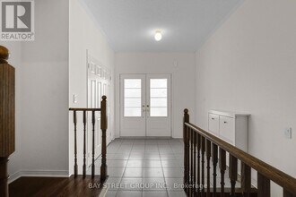 86 Ness Dr in Richmond Hill, ON - Building Photo - Building Photo