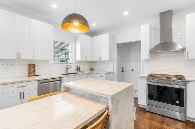 property at 829 Lorca St