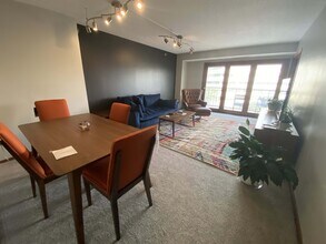 300 Walnut St, Unit 507 in Des Moines, IA - Building Photo - Building Photo