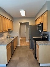 110 Sierra Vista Ln in Valley Cottage, NY - Building Photo - Building Photo