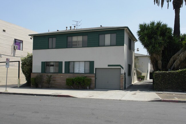 4712 Elmwood Ave in Los Angeles, CA - Building Photo - Building Photo