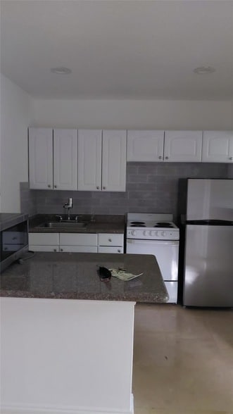1429 SW 9th St, Unit 9 in Fort Lauderdale, FL - Building Photo - Building Photo