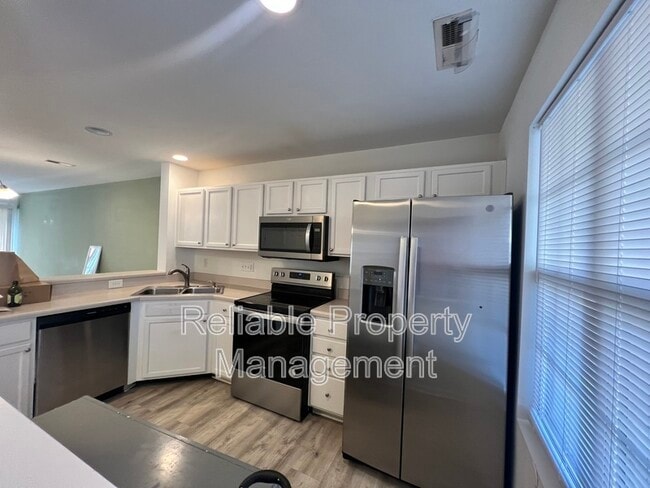 7720 Averette Field Dr in Raleigh, NC - Building Photo - Building Photo