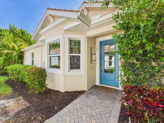 4714 Arboretum Cir in Naples, FL - Foto de edificio - Building Photo