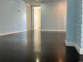 10 Lakeview Dr in Kings Park, NY - Building Photo - Building Photo