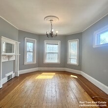 29 Victoria St, Unit 2 in Somerville, MA - Foto de edificio - Building Photo