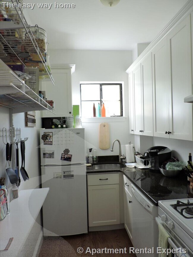 21 Ellery St in Cambridge, MA - Building Photo - Building Photo