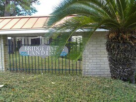 14911 Wunderlich Dr in Houston, TX - Building Photo