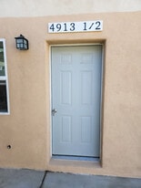 4913-4912 Lynnfield St in Los Angeles, CA - Building Photo