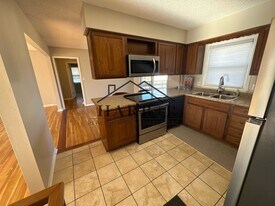 1-11 1/2 2nd St SW in Rochester, MN - Building Photo