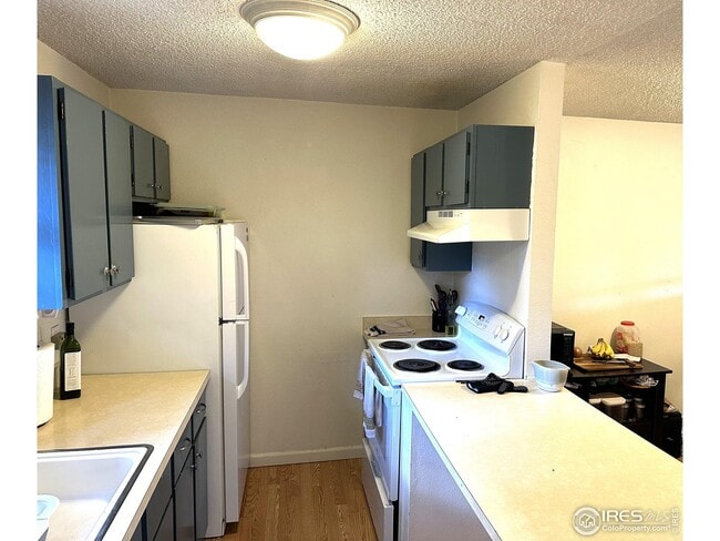 3000 Colorado Ave, Unit 114D in Boulder, CO - Building Photo - Building Photo