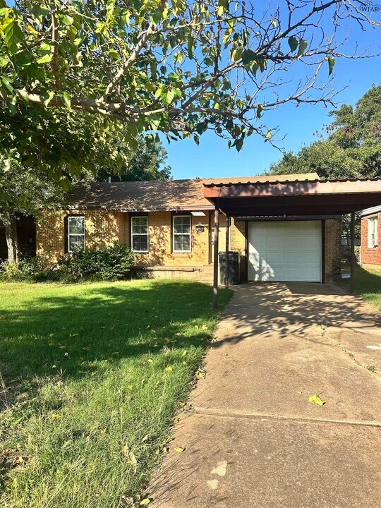 3512 Garfield St in Wichita Falls, TX - Foto de edificio