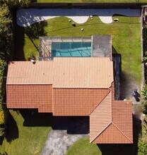 6420 Miller Dr in Miami, FL - Building Photo - Building Photo