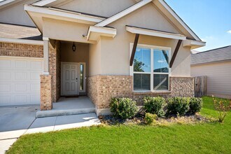 229 Stag Way in Cibolo, TX - Building Photo - Building Photo